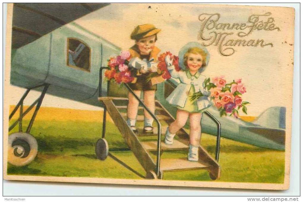 BONNE FETE MAMAN 2 ENFANTS AVEC FLEURS DESCENENT D'UN AVION - Fête Des Mères