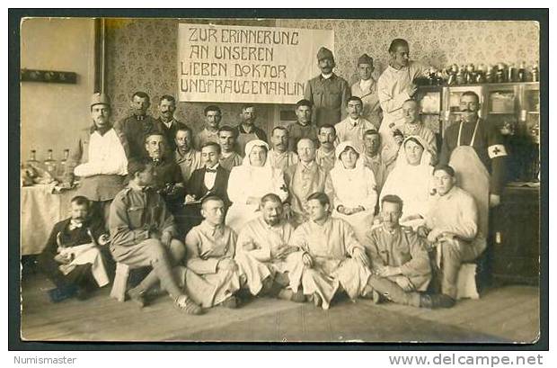 WWI , AUSTRIA RED CROSS POSTCARD , REAL PHOTO 1917 - Rode Kruis