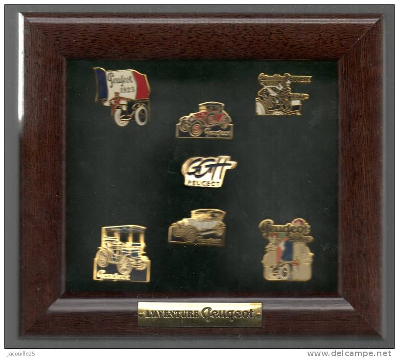 LOT 7 PINS PIN'S COFFRET NUMEROTE AUTO PEUGEOT AUTOMOBILE  EGF - Peugeot