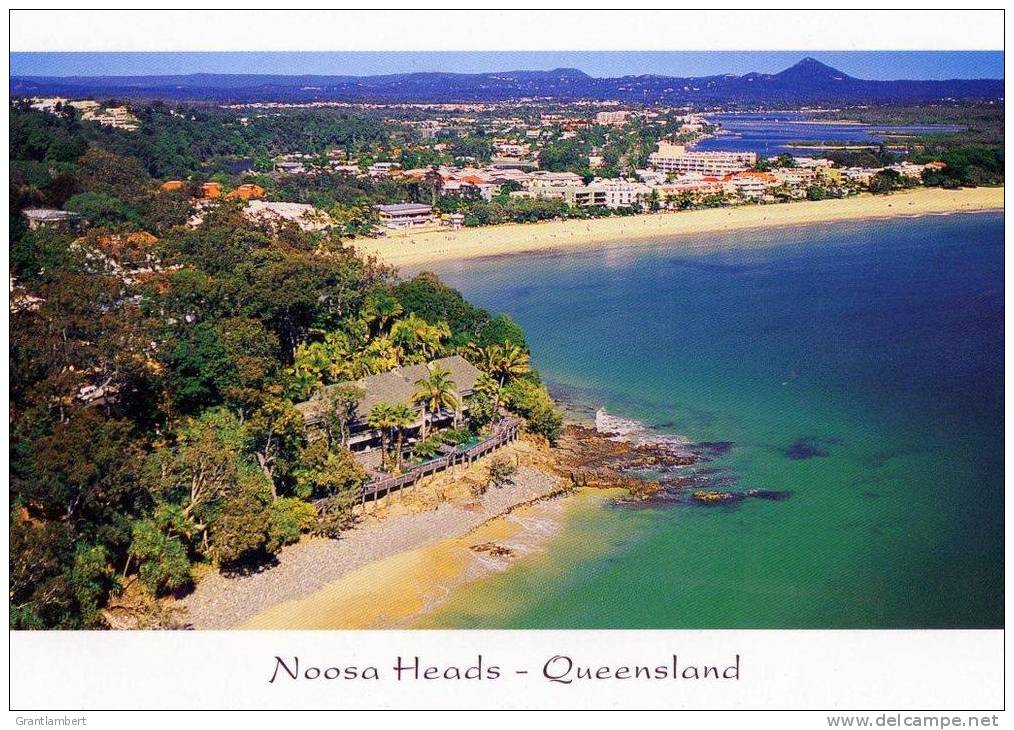 Noosa Heads With Mt Tinbeerwah &amp; Mt Conroy In Background, Queensland, Banksia Images Q145 Unused 17 X 12 Cm - Autres & Non Classés