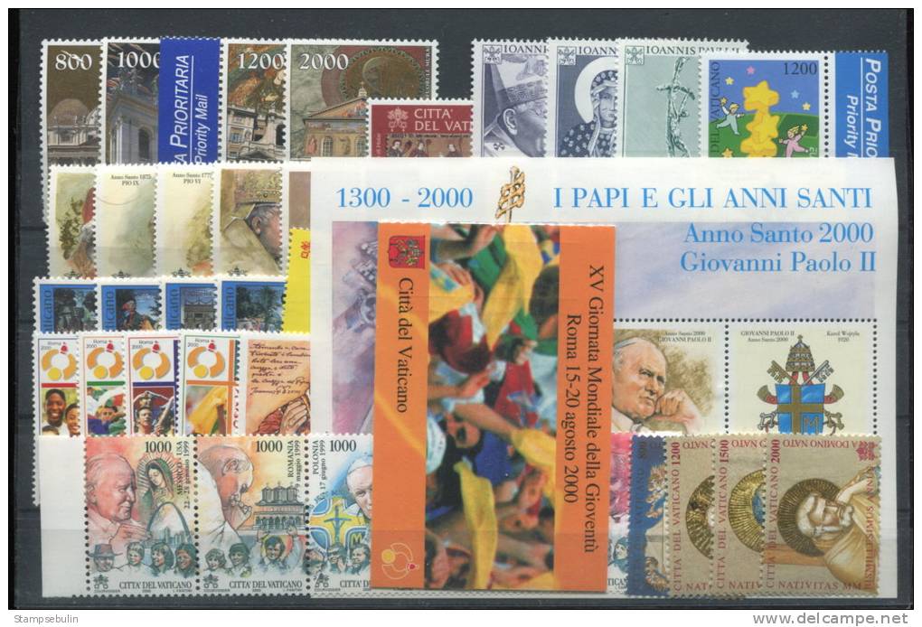 2000 COMPLETE YEAR PACK MNH ** - Full Years