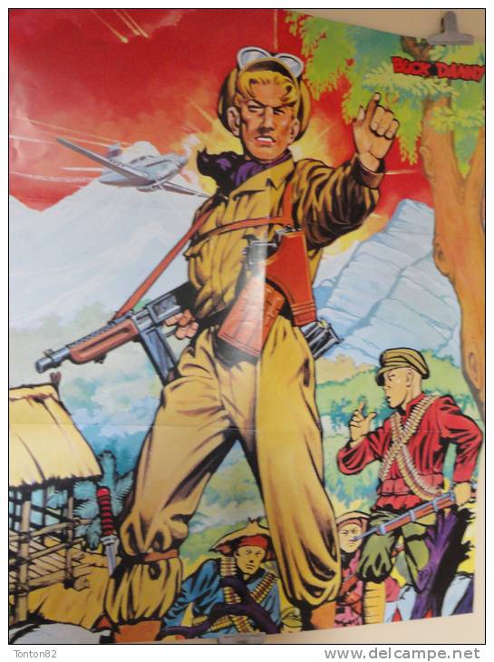 Les Aventures De Buck Danny - N° 1 - Les Japs Attaquent ( Avec Un Grand Poster ) - Hachette Éditions  - ( 1991 ) . - Buck Danny