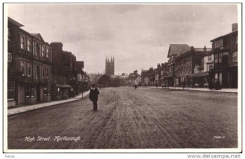 RPPC: HIGH STREET, MARLBOROUGH, WILTSHIRE ~1925 - Andere & Zonder Classificatie