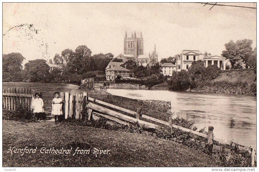 ANGLETERRE - HEREFORD - Cathedral From River - Herefordshire