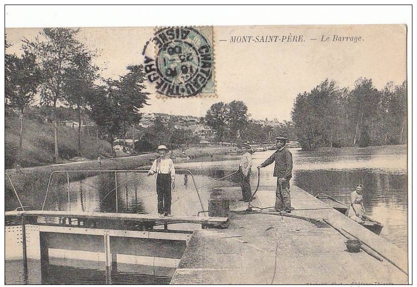 02 MONT SAINT PERE Pêcheurs à La Ligne Au BARRAGE Et Eclusier PENICHES En 1906 - Autres & Non Classés