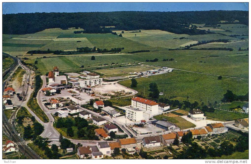 BOURMONT - HAUTE-MARNE  -  PEU COURANTE CPSM. - Bourmont