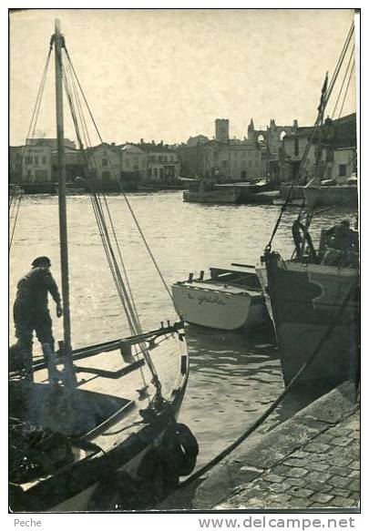 N°20222 GF-cpsm Ile De Ré -Saint Martin De Ré-retour De Pêche- - 1946-....: Moderne