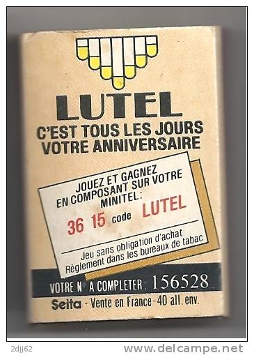 Anniversaire, Jeu, Cigare, Fumeur, Tabac, , Classe Ouverte - Boite Allumettes Voir Scan, Utilisée, Vide  (AL273) - Tobacco