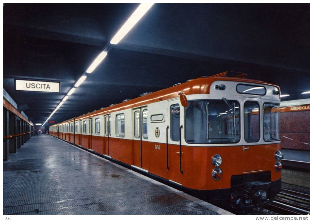 MILANO  METRO  VIAGGIATA ANNI 60    POSTCARD USED  CONDIZIONI COME DA FOTO - Subway