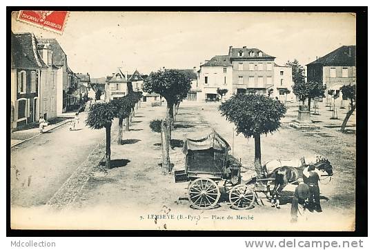 64 LEMBEYE / Place Du Marché / - Lembeye