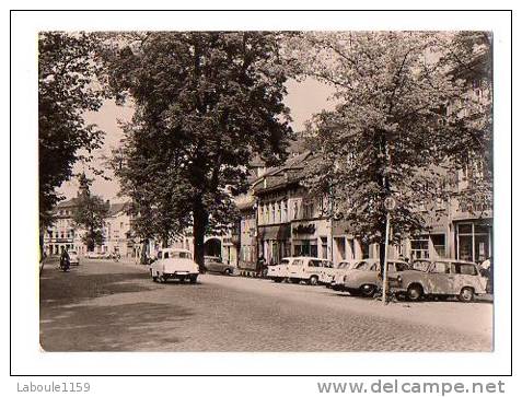 ILMENAU (Thür) : "Lindenstrasse" - Nombreuses Vieilles Voitures - Ilmenau