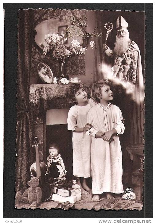Vive St. Nicolas. Veritable Photo. St. Nicolas  Enfants, Jouets, Poupées, Teddy. Photo FOX 4556. Voyagée. 2 Scan - Sinterklaas
