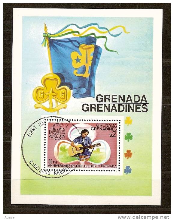 Scoutisme Grenada Grenadines 1976 Yvertn° Bloc 19 (°) Oblitéré Used Cote 30 FF - Oblitérés