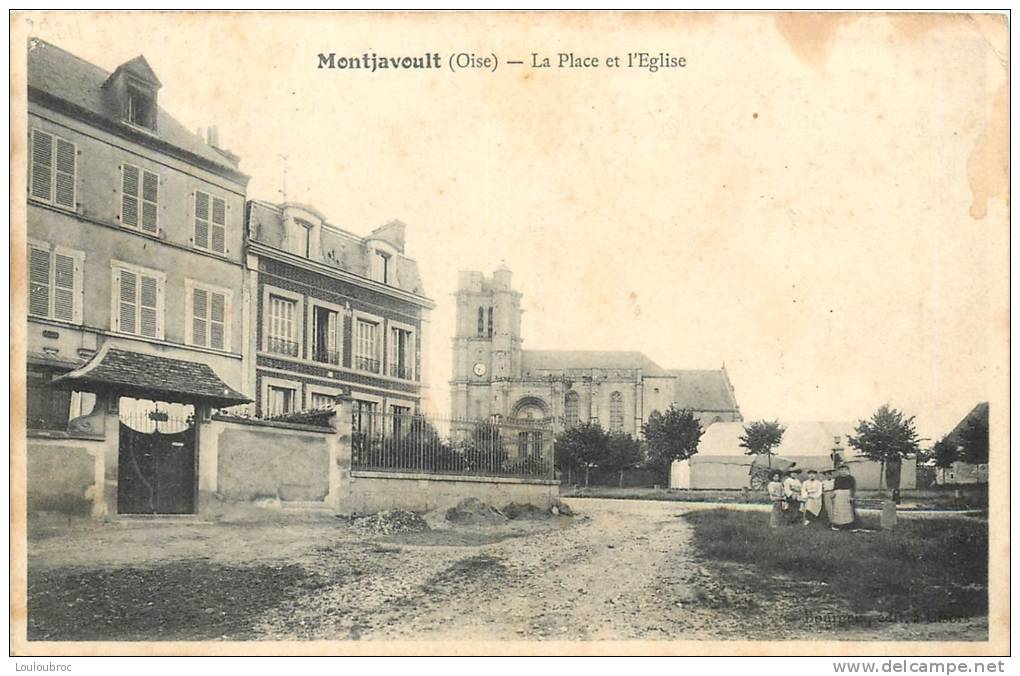 60 MONTJAVOULT LA PLACE DE L'EGLISE - Montjavoult