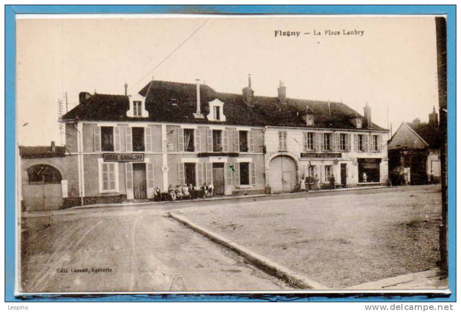 89 - FLOGNY -- La Place Laubry - Flogny La Chapelle