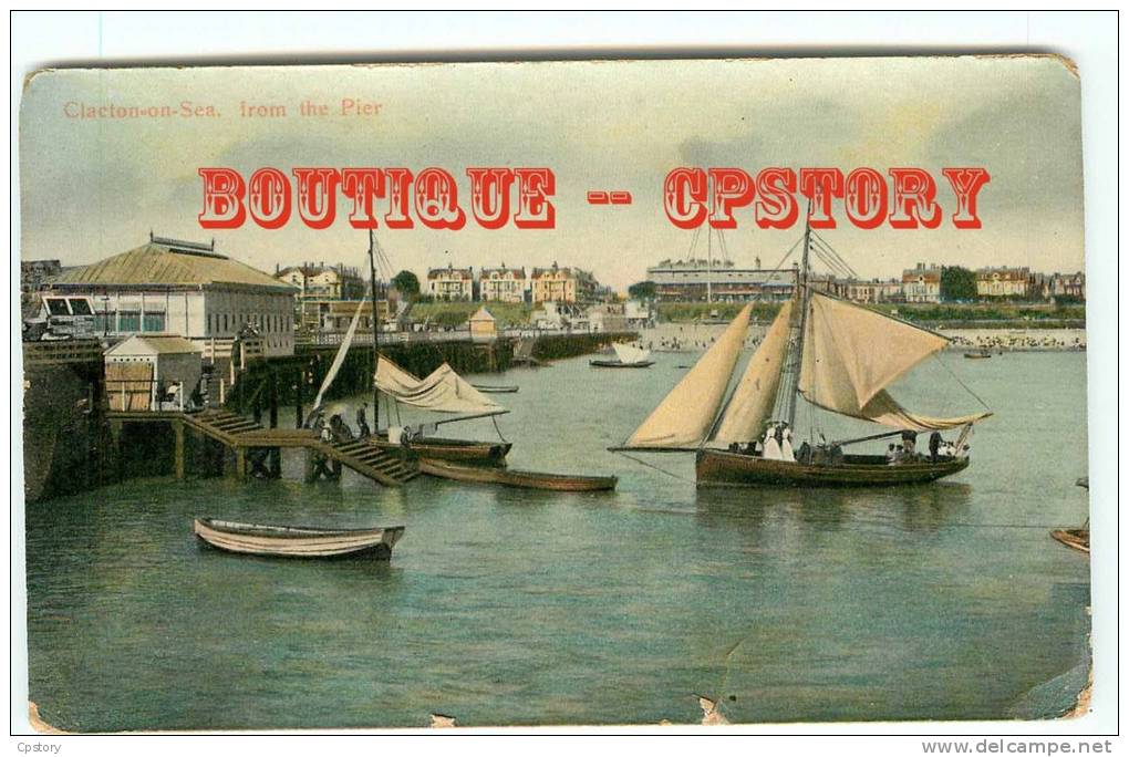 UNITED KINGDOM - ESSEX - CLACTON On SEA - From The Pier - Vue Sur Le Port - Photograph Postcard - Dos Scané - Clacton On Sea