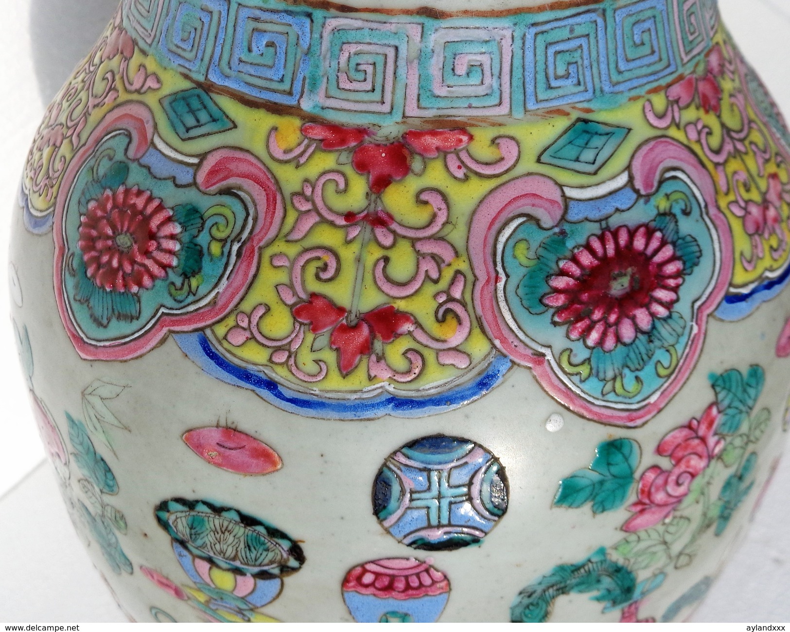 CINA (China): Very fine Chinese antique porcelain vase