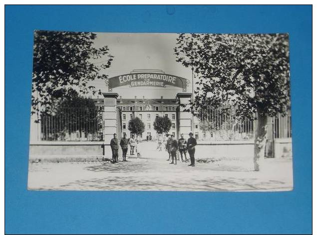 Carte Photo Ecole Preparatoire De Gendarmerie TOP Lieu A Identifier - Casernes