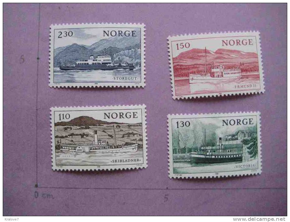 NORVEGE 1981 NEUF 4 Timbres BATEAUX VAPEUR NORWAY NEW MNH 4 Stamp STEAM BOATS SHIPS - Ungebraucht