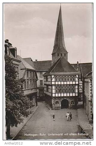 AK Hattingen Ruhr Personen Fachwerkhaus Untermarkt Sw Verl. H. Koch Nr. 5737 60e - Hattingen