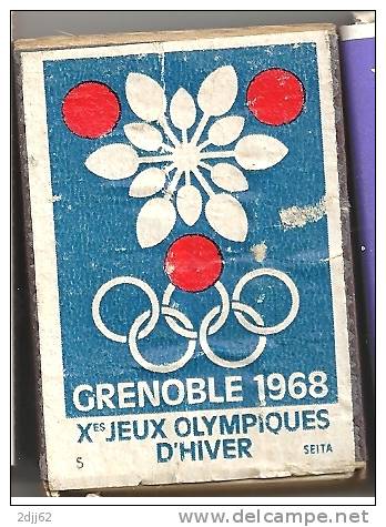 Neige, Anneaux, Classe Ouverte- Boite Allumettes, Voir Scan, Utilisée, Vide  (AL450) - Hiver 1968: Grenoble