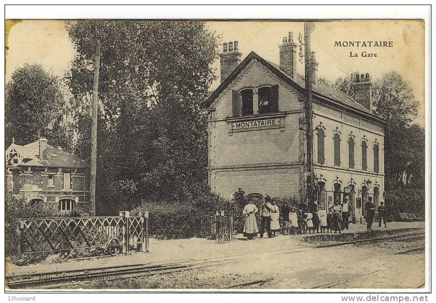 Carte Postale Ancienne Montataire - La Gare - Chemin De Fer - Montataire