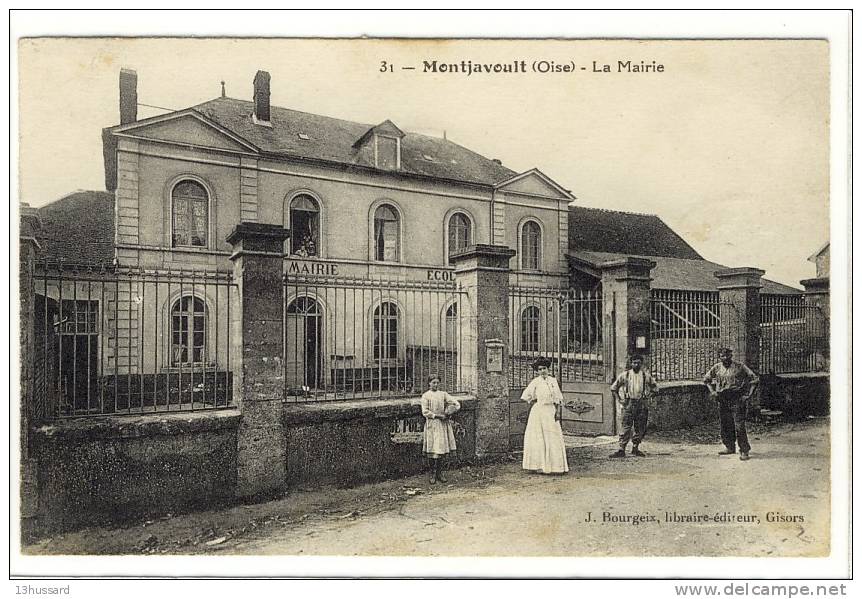 Carte Postale Ancienne Montjavoult - La Mairie - Montjavoult