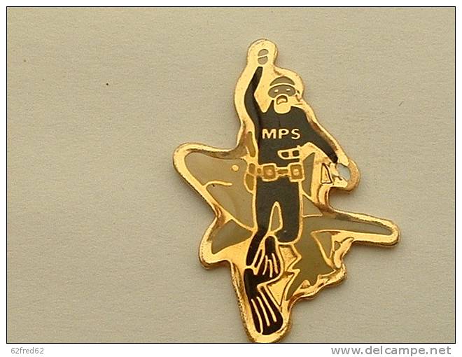 PIN´S PLONGEE REQUIN - MPS - Duiken