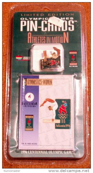 XXVI OLYMPIADE ATLANTA 1996 , GYMNASTIC-WOMEN , PIN + TRADING CARD IN THE ORIGINAL PACKAGING - Apparel, Souvenirs & Other