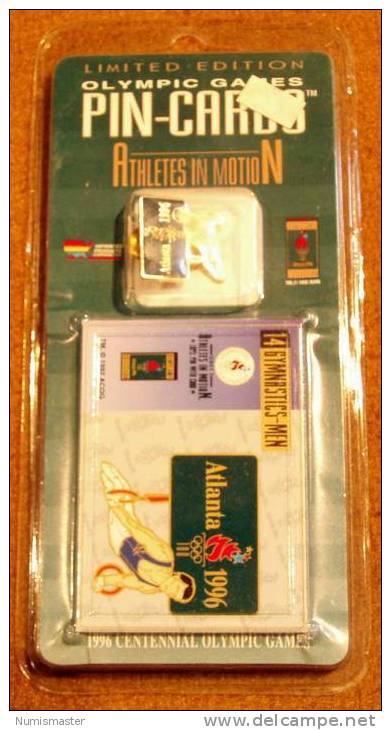 XXVI OLYMPIADE ATLANTA 1996 , GYMNASTIC-MEN , PIN + TRADING CARD IN THE ORIGINAL PACKAGING - Kleding, Souvenirs & Andere