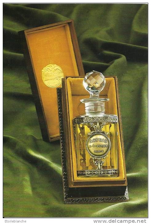 CPM Photo D'art, Flacon En Cristal De Baccarat, Parfum 'Astris' L.T. Piver 1904 - Objets D'art