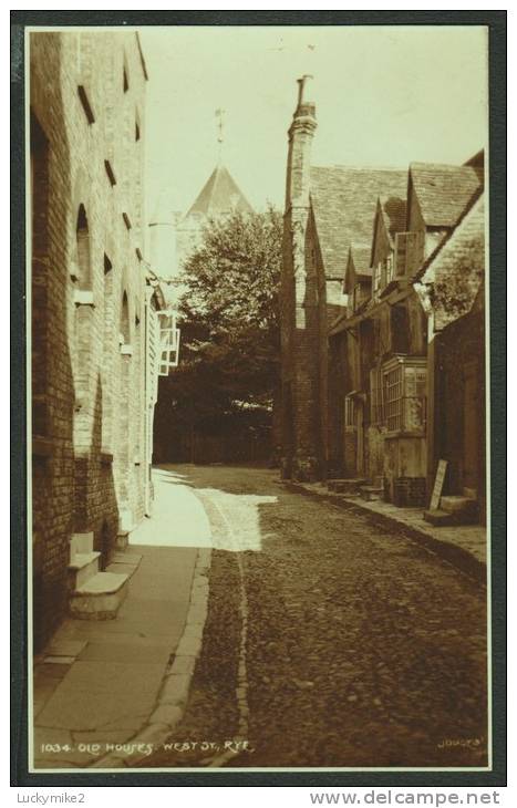 "Old Houses, West St., Rye",   C1935.            Ss-51 - Rye