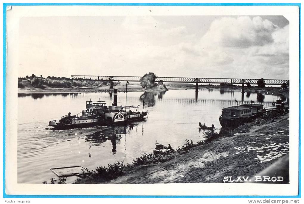 Kingdom YU. Croatia. Slavonski Brod. Steamship "Lovcen". - Steamers