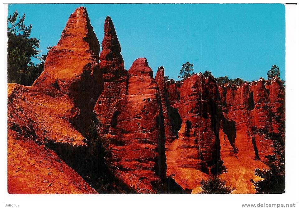 Roussillon (84) - Cirque Des Aiguilles, Ses Falaises D'or Et De Sang. Ocre. Provence. Colorado Provençal. - Autres & Non Classés