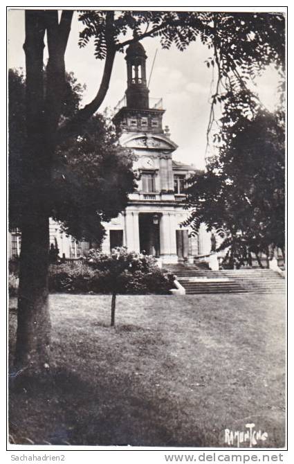 16. Cpsm. Pf. COGNAC. Hôtel De Ville. 14648 - Cognac