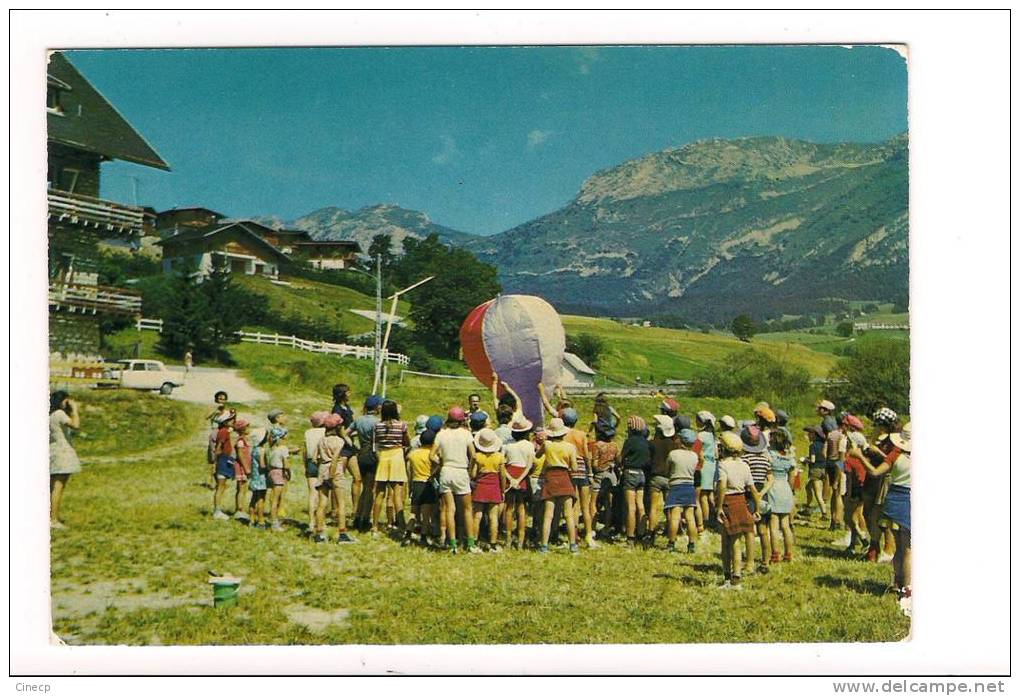 CPSM 38 - VILLARD DE LANS - Chalet De Font Noire - Très Beau Plan De Lancement De Montgolfière - Très Beau Plan - Balloons