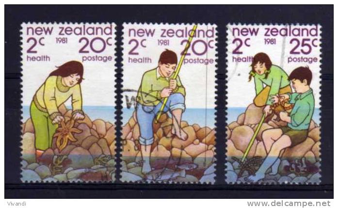 New Zealand - 1981 - Health Issue/Playing By The Sea - Used - Usados