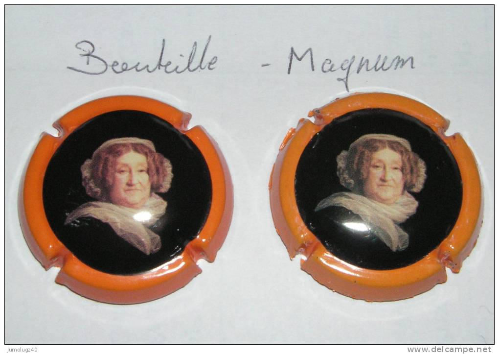 Capsule Champagne Veuve Cliquot, Bouteille Et Magnum. Signature Au Verso, N°139, - Clicquot (Veuve)