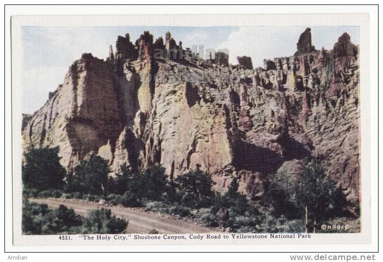 YELLOWSTONE PARK USA, 'HOLY CITY' ROCKS, SHOSHONE, CODY ROAD - Vintage Postcard 1930s-40s  [c2786] - USA National Parks