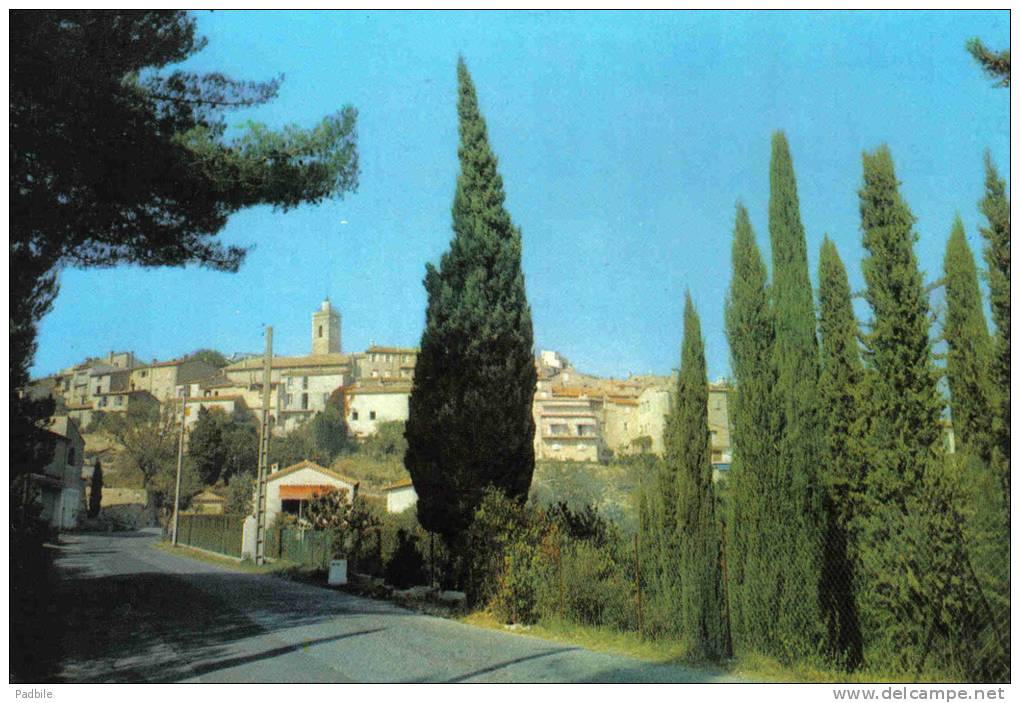 Carte Postale 06. Mougins Entrée Du Village Trés Beau Plan - Mougins