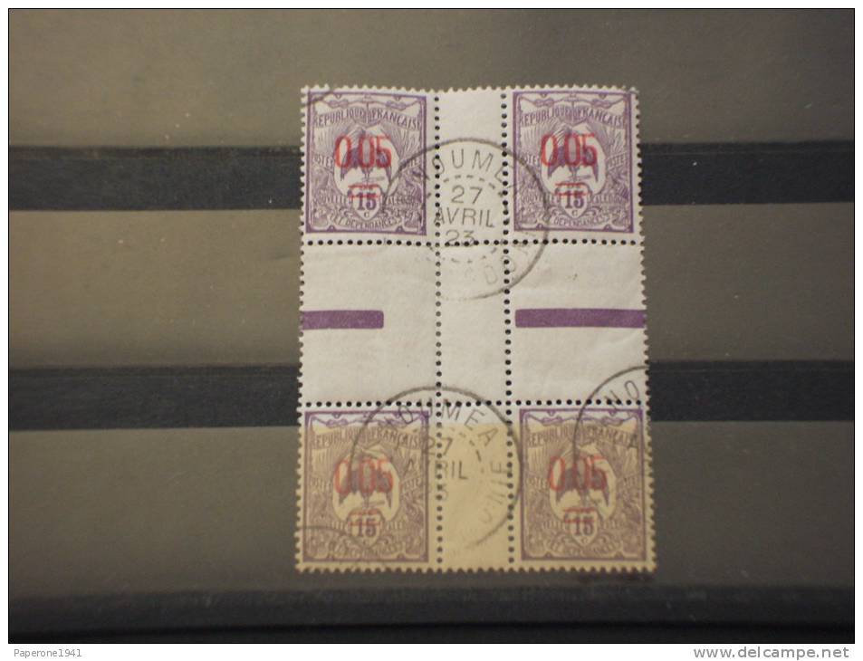 NOUVELLE CALEDONIE - 1922 CAGOU 0,05su15c.,timbrato,blocco Di 4 Centrale Del Foglio Con Interspazi Orizz. E Verticallia - Used Stamps