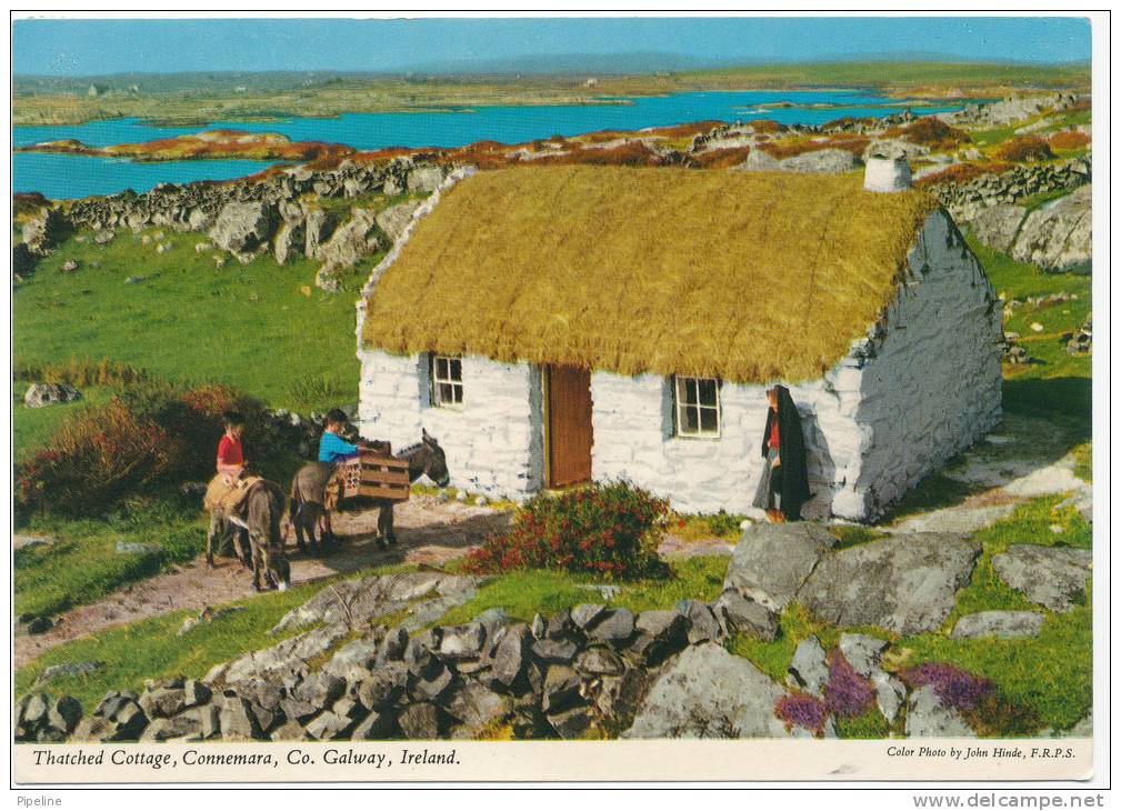 Ireland Postcard Thatched Cottage Connemara Sent To Denmark 1-6-1986 - Galway