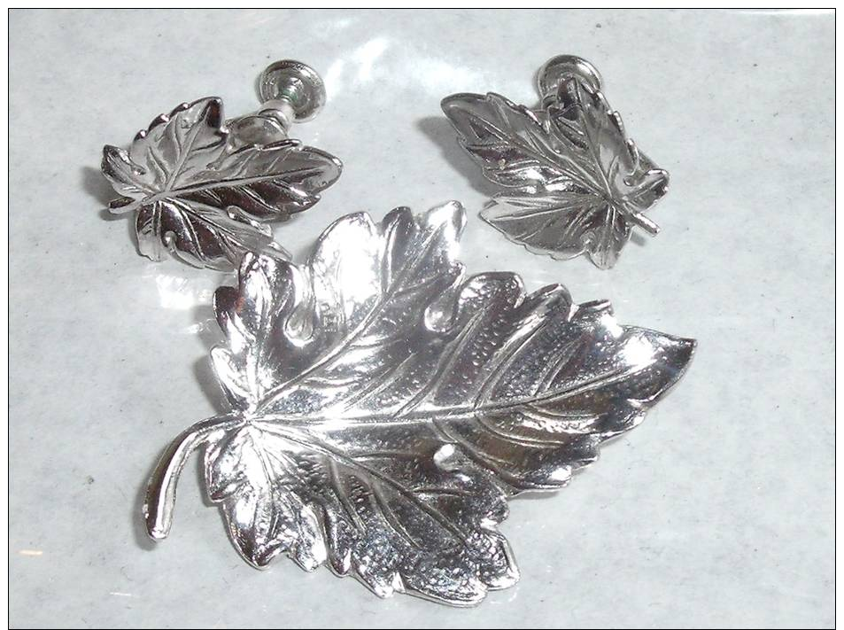 Old Sterling Silver Maple Leaf Screw Back Earrings And Pin Set - Earrings