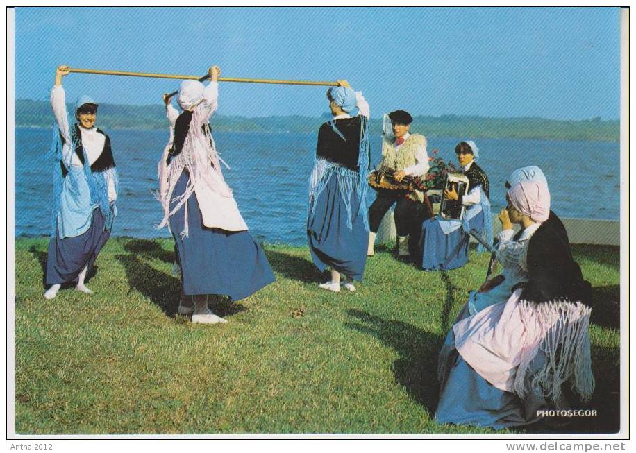 Groupe Folklorique Landais Lous Cadetouns De Soustons Photosegor 70er (3) - Soustons