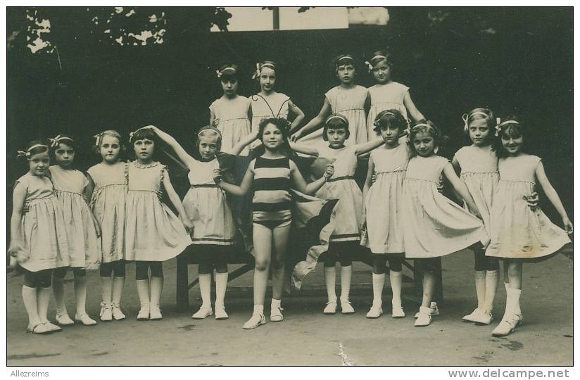 Carte Photo De : LA VARENNE    à L'école       VOIR DESCRIPTIF  §§§§ - Te Identificeren