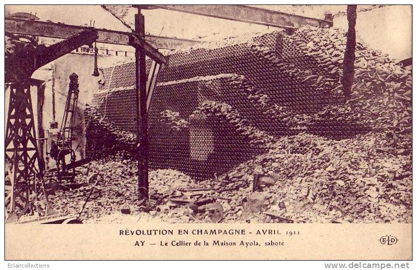 Ay En Champagne    51    Révolution En Champagne  Avril 1911   Cellier De La Maison Ayola - Ay En Champagne