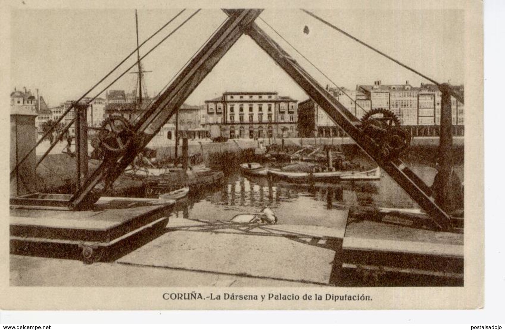 (CPA2182) LA CORUÑA .  DARSENA Y PALACIO DE LA DIPUTACION - La Coruña