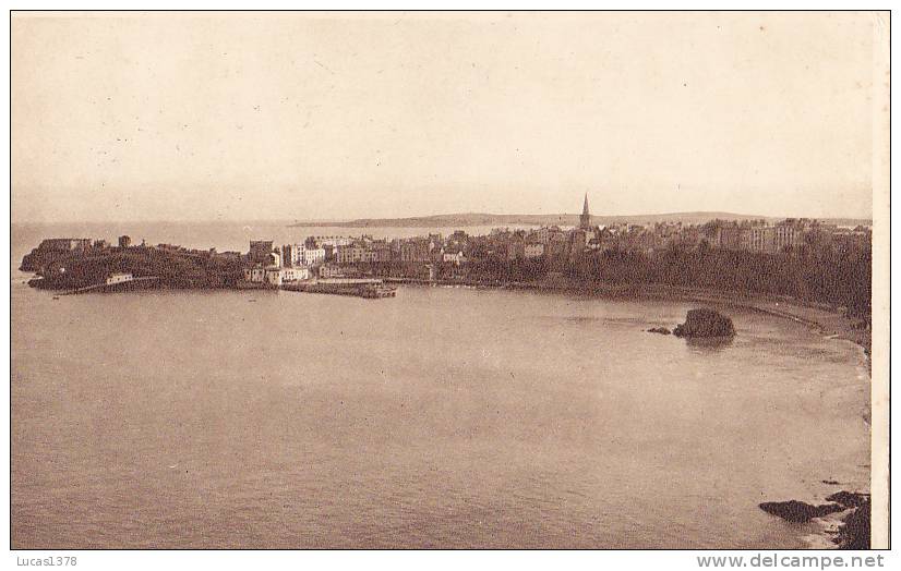 TENBY / FROM THE NORTH - Pembrokeshire