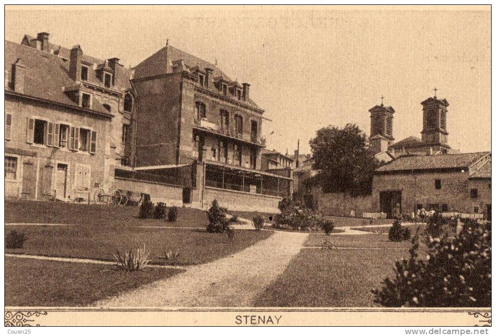 55 STENAY - Une Vue Du Village - Stenay