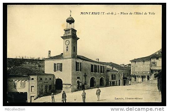 82 MONTAIGU DE QUERCY / Place De L'Hôtel De Ville / - Montaigu De Quercy